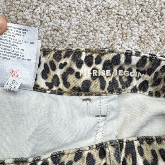 American Eagle Hi Rise Jegging pants Animal Print Brown Beige Women’s Size 24 R - Picture 15 of 16